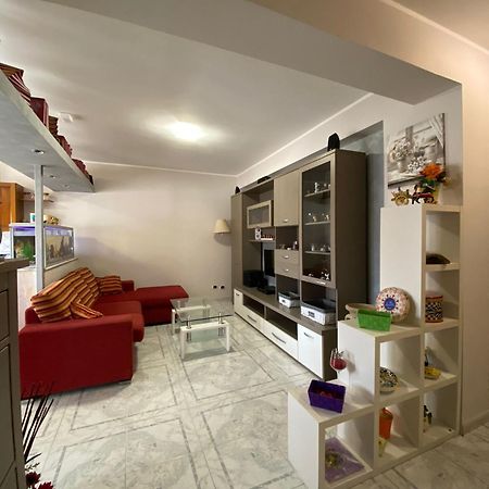 Tyttyhouse Apartment Giardini Naxos Exterior foto