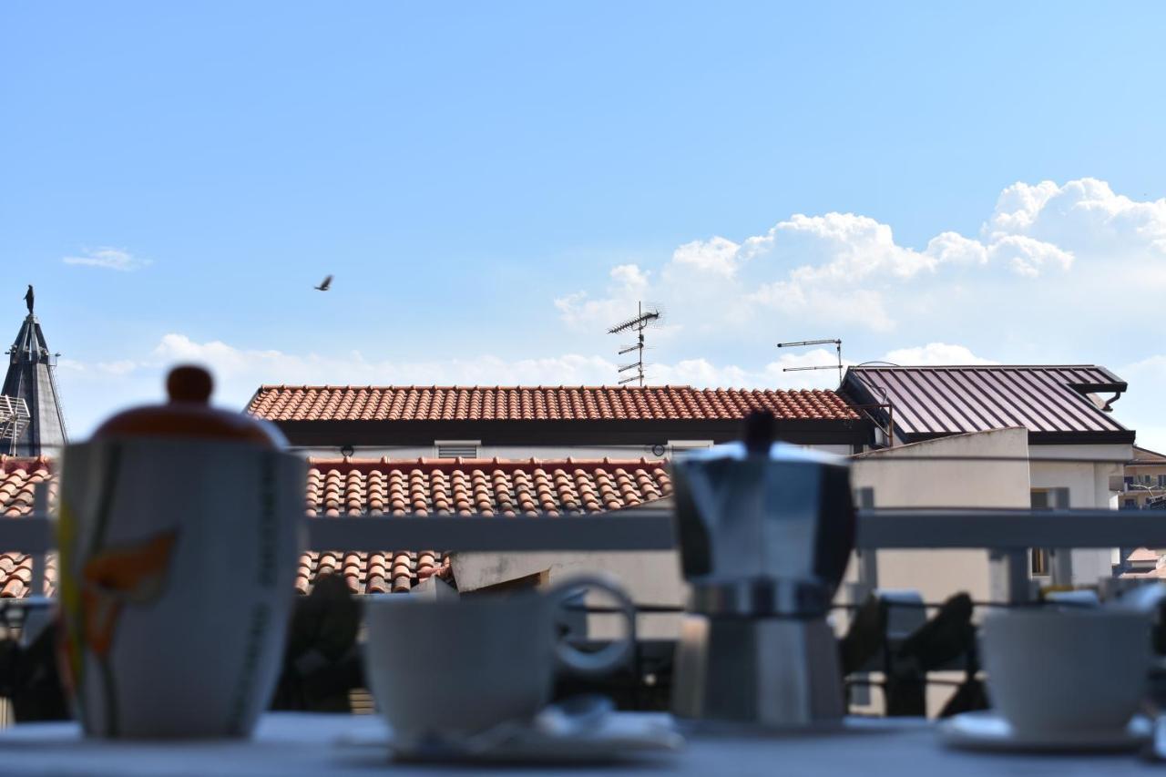 Tyttyhouse Apartment Giardini Naxos Exterior foto