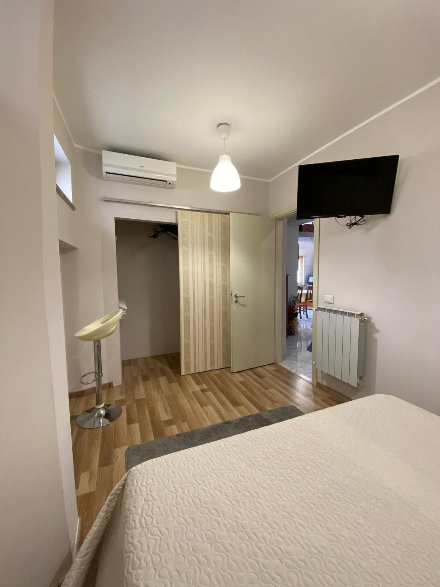 Tyttyhouse Apartment Giardini Naxos Exterior foto
